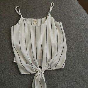 Vici Front tie tank